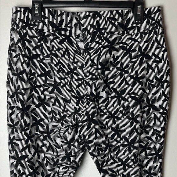 Lands' End Pants Size Large Pull On Cotton Spandex Blend Stretch Black White - Picture 6 of 7